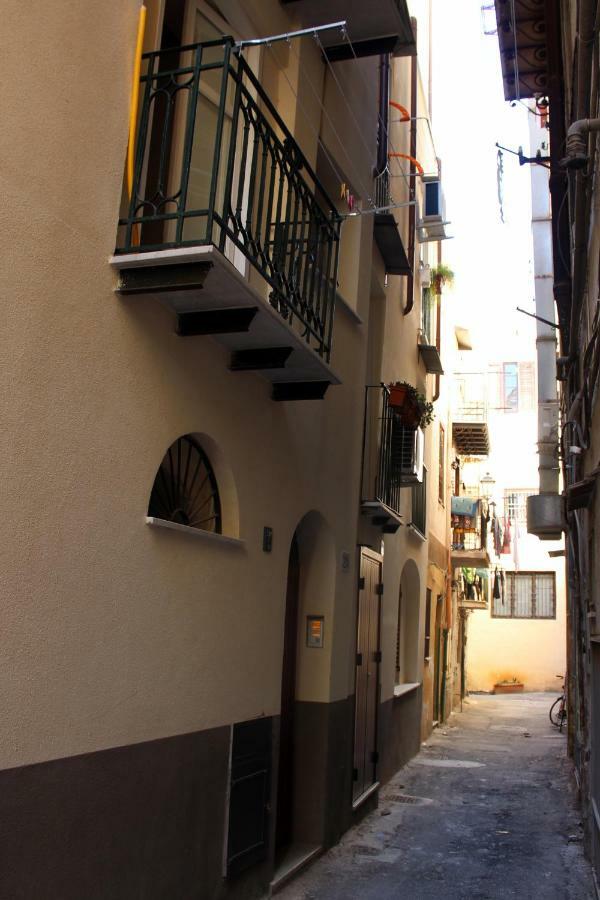 Camerini Di Santa Cecilia Palermo Exterior photo